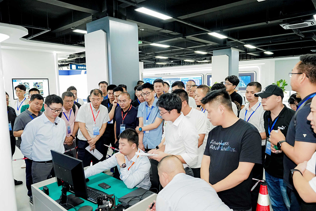 1760062296266168.jpg 703047595458629.jpg